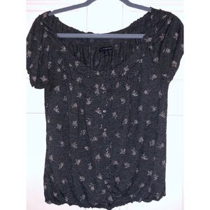 American Eagle scrunch shirt